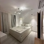 Panorama F1 Luxury * ساراندا