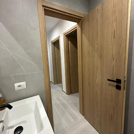 Panorama F1 Luxury Σαράντα