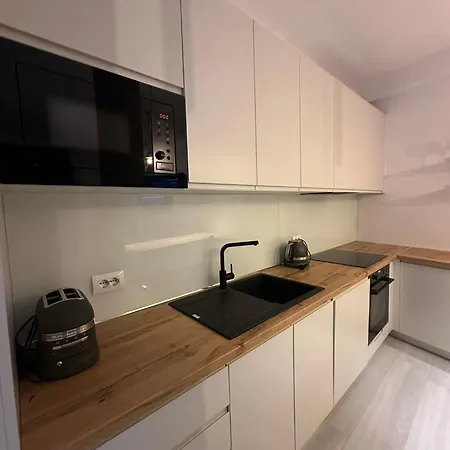 Panorama F1 Luxury Sarandë