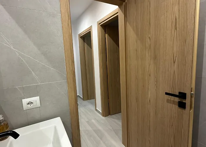 Panorama F1 Luxury Sarandë