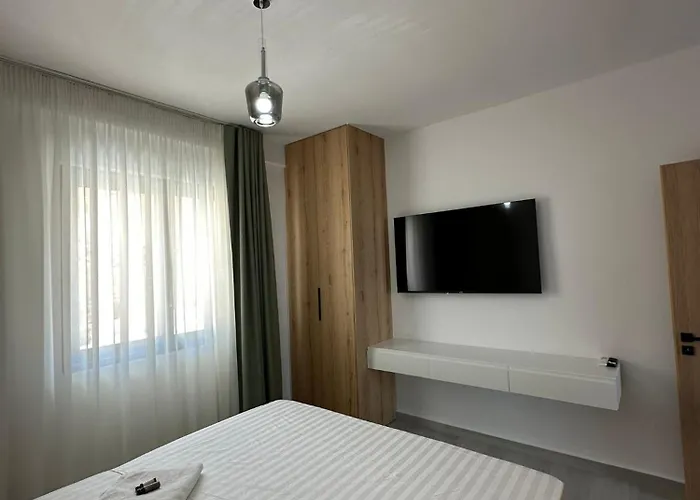 Panorama F1 Luxury Sarandë