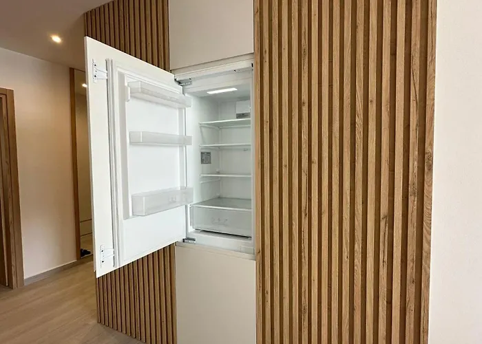 Panorama F1 Luxury 公寓